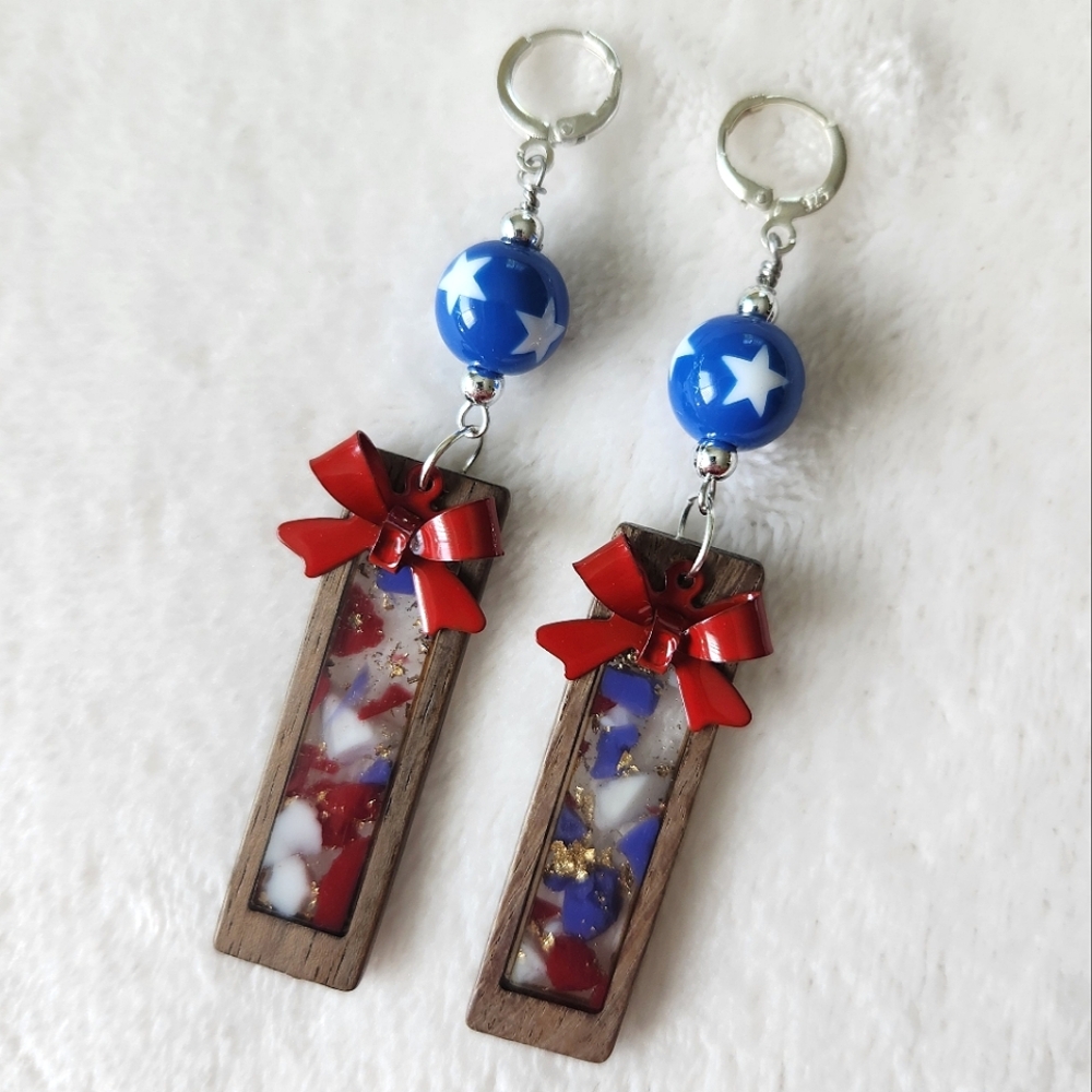 Patriotic Leverback Earrings with Bow